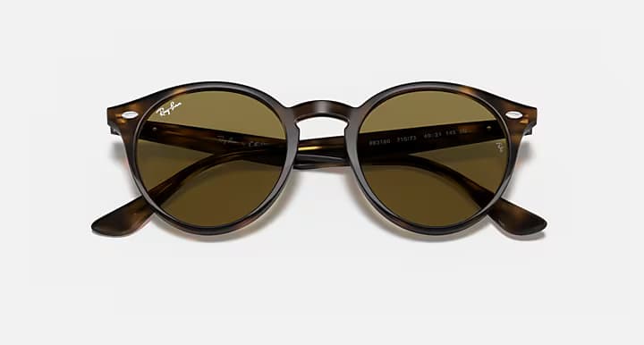 Ray-Ban RB2180 710/73 — yakın çekim