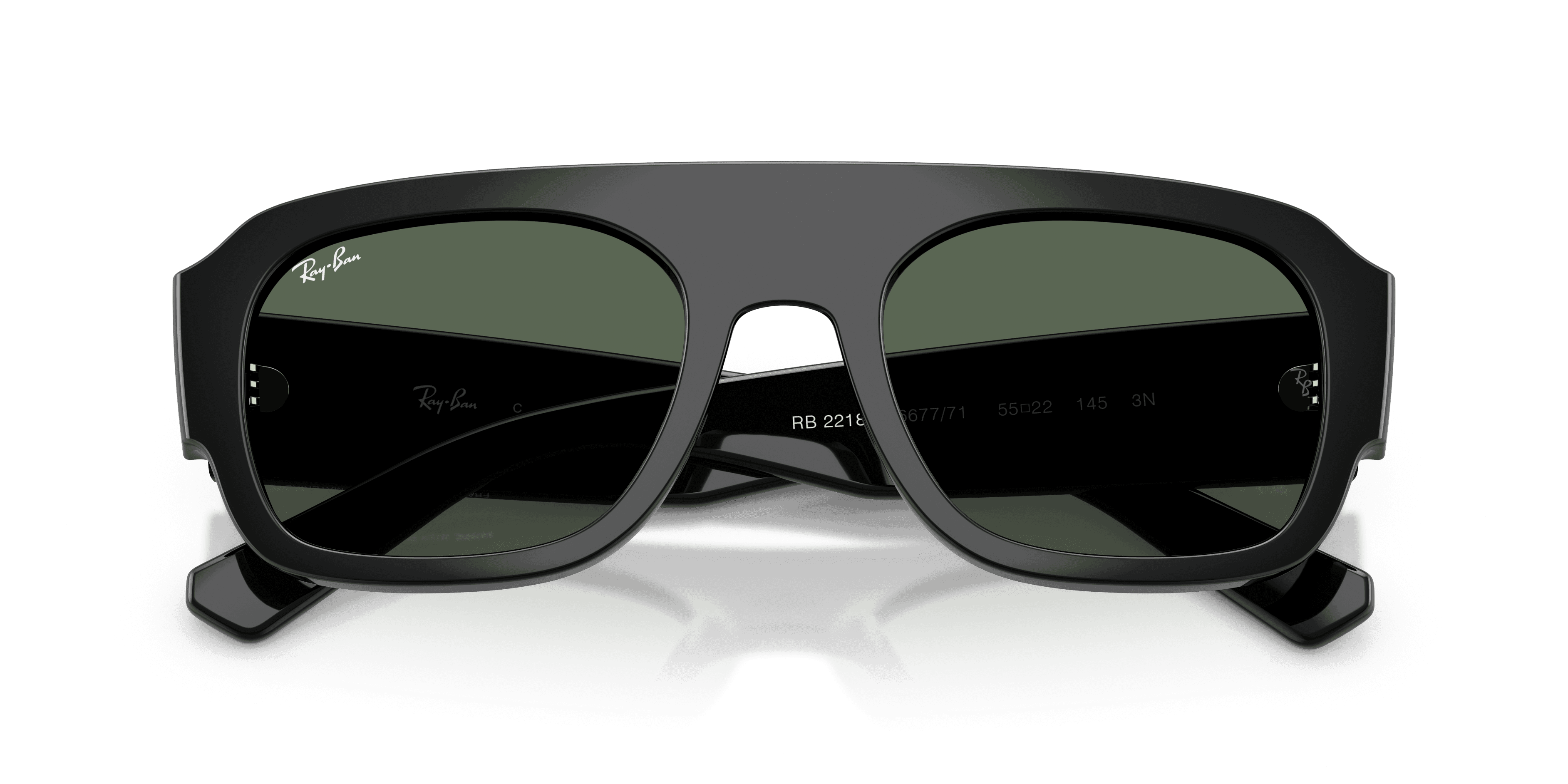 Ray-Ban RB2218 667771 — yakın çekim