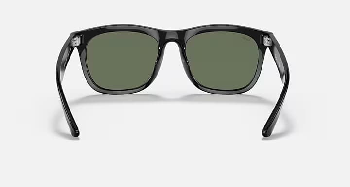 Ray-Ban RB4260D 601/71 — arkadan